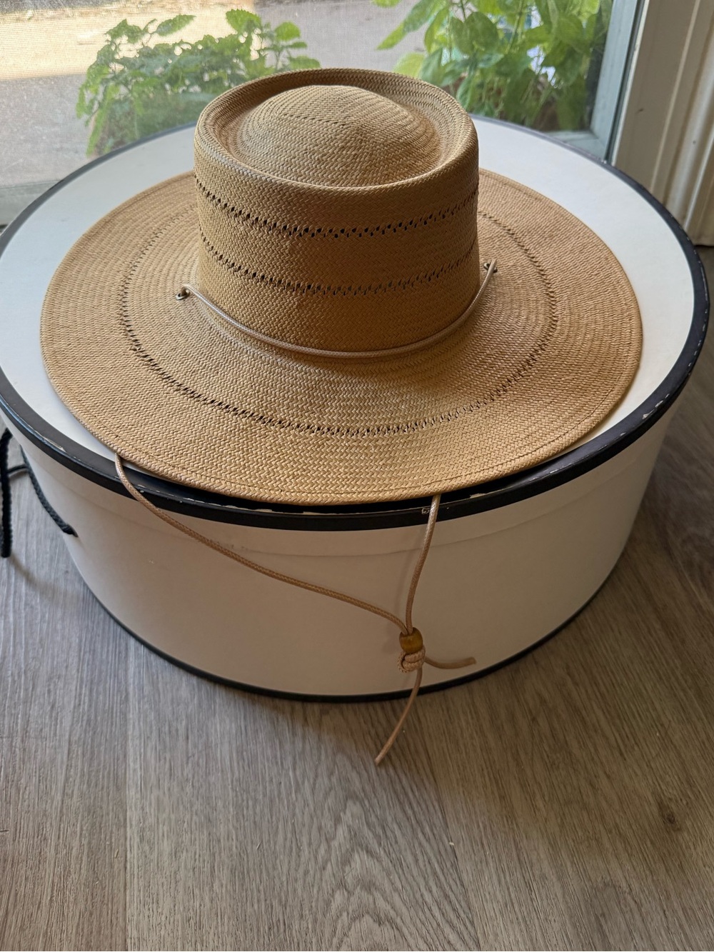 lack of color the jacinto brown tan paper straw boater summer sun hat medium NEW